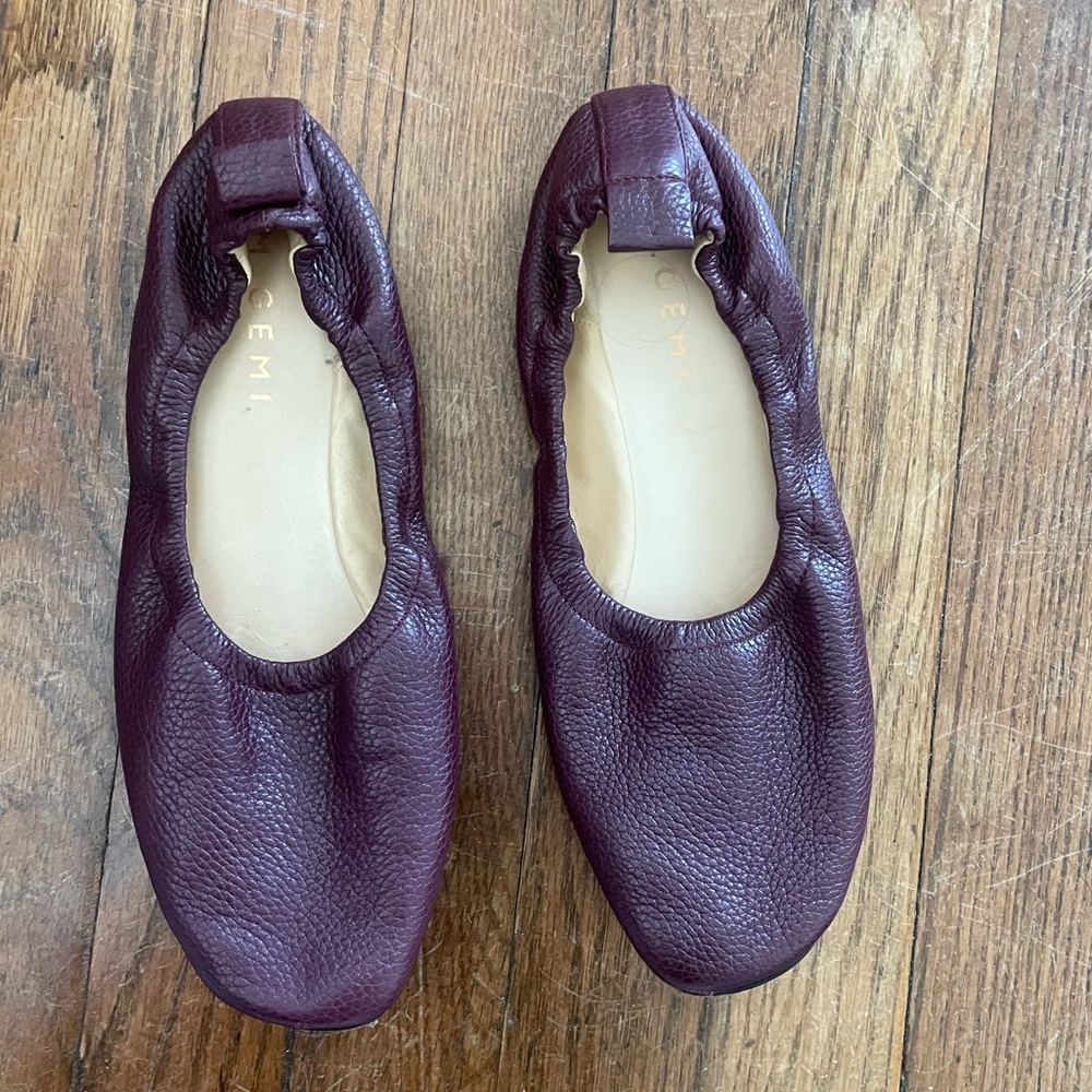 Women’s M. GEMI leather flats eggplant purple size 37